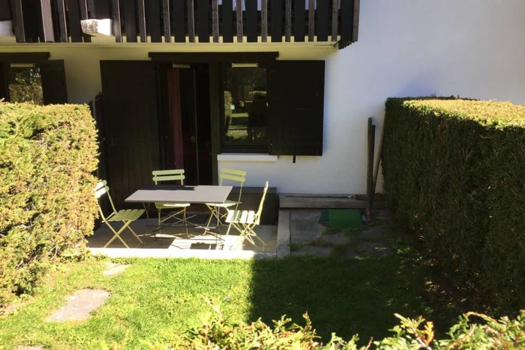 Studio Au Calme Avec Jardin Et Vue Mont-Blanc Chamonix Exteriör bild